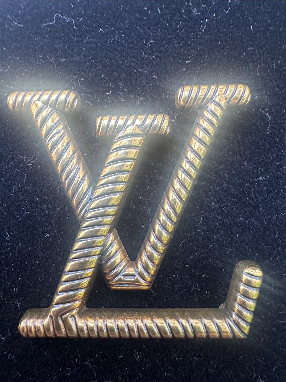 Brooch Twisted Rope Pin - Picture 3 of 5